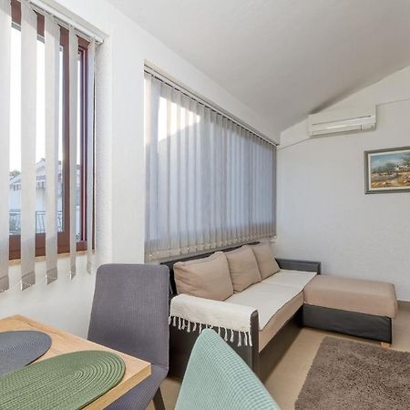 Apartment Lucijan โปเรช ภายนอก รูปภาพ